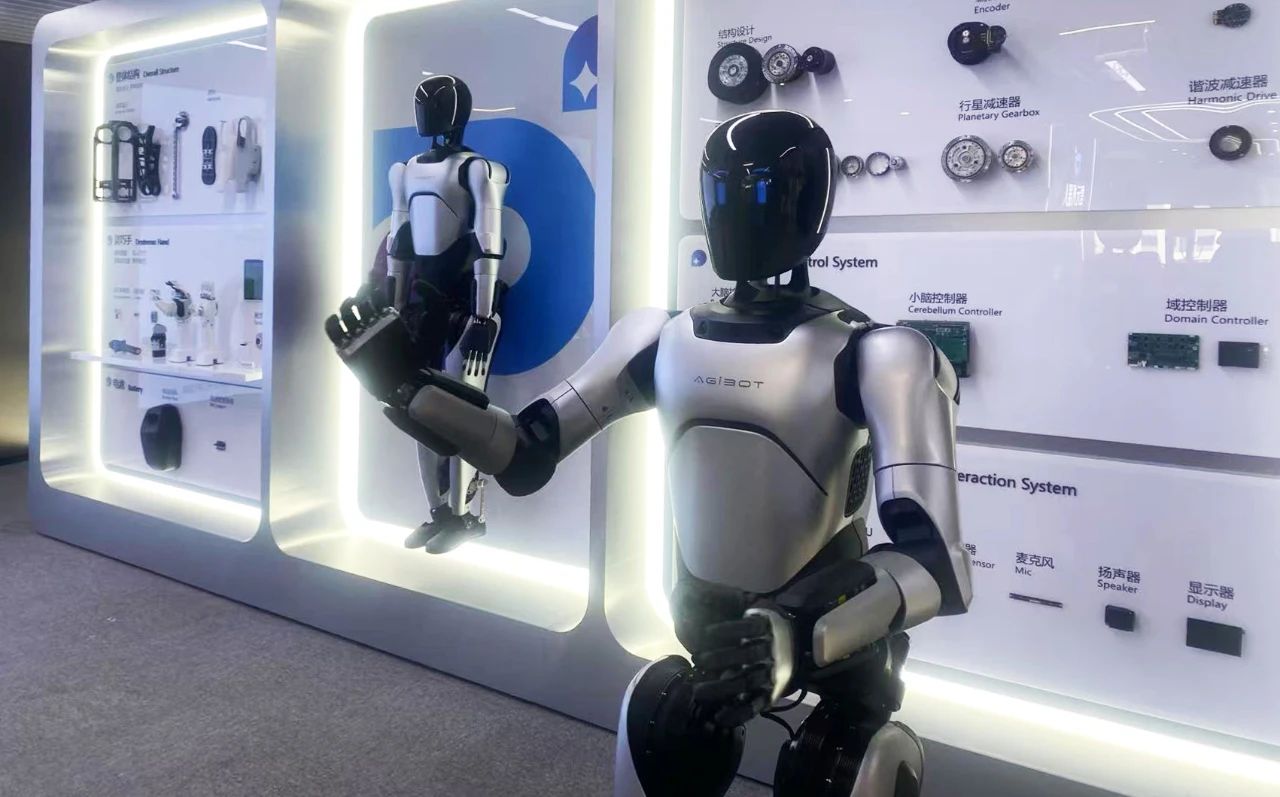 Robot.jpg